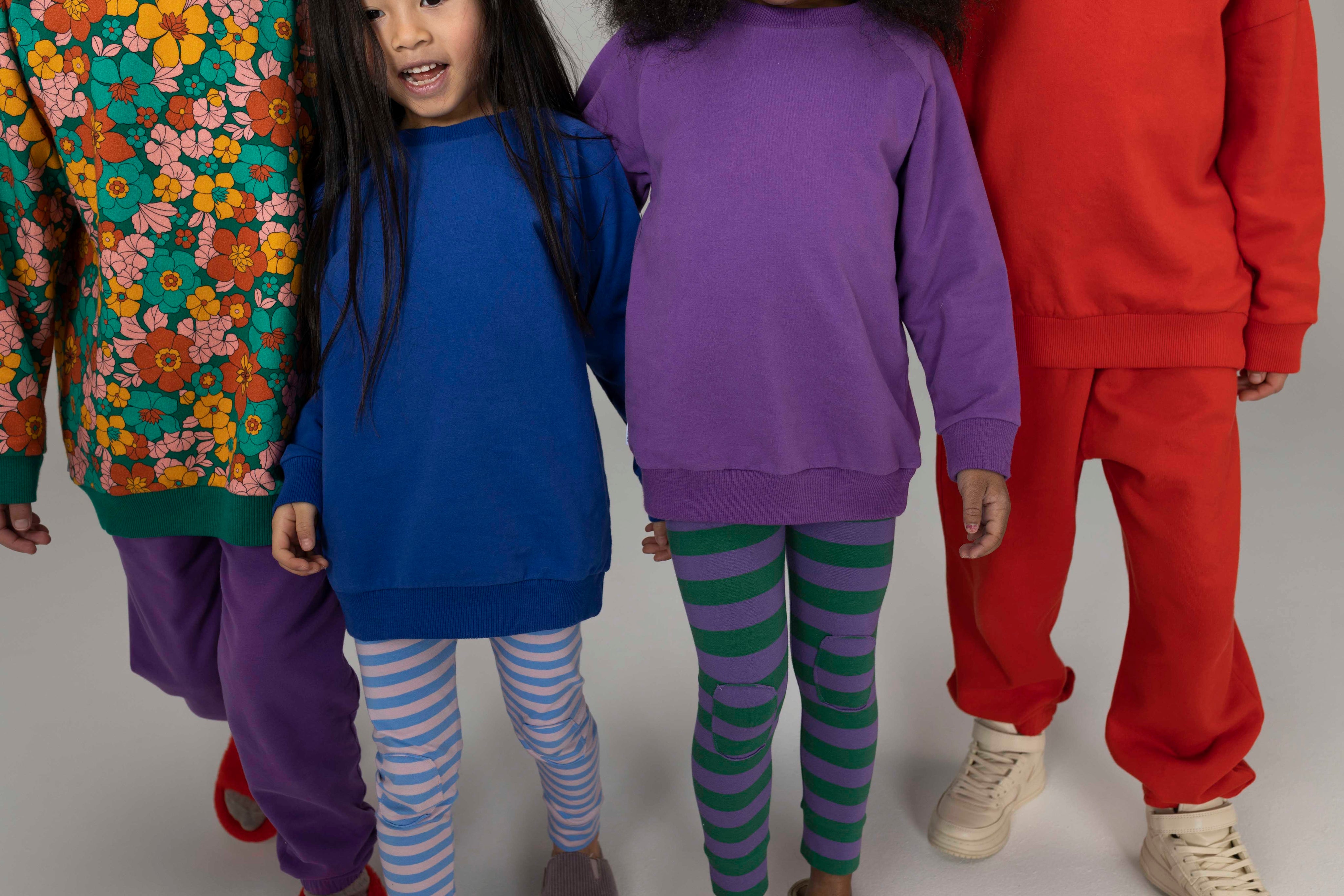 AW23 Oversized Sweatpants Fiery Red 1-2Y – MINGO JAPAN